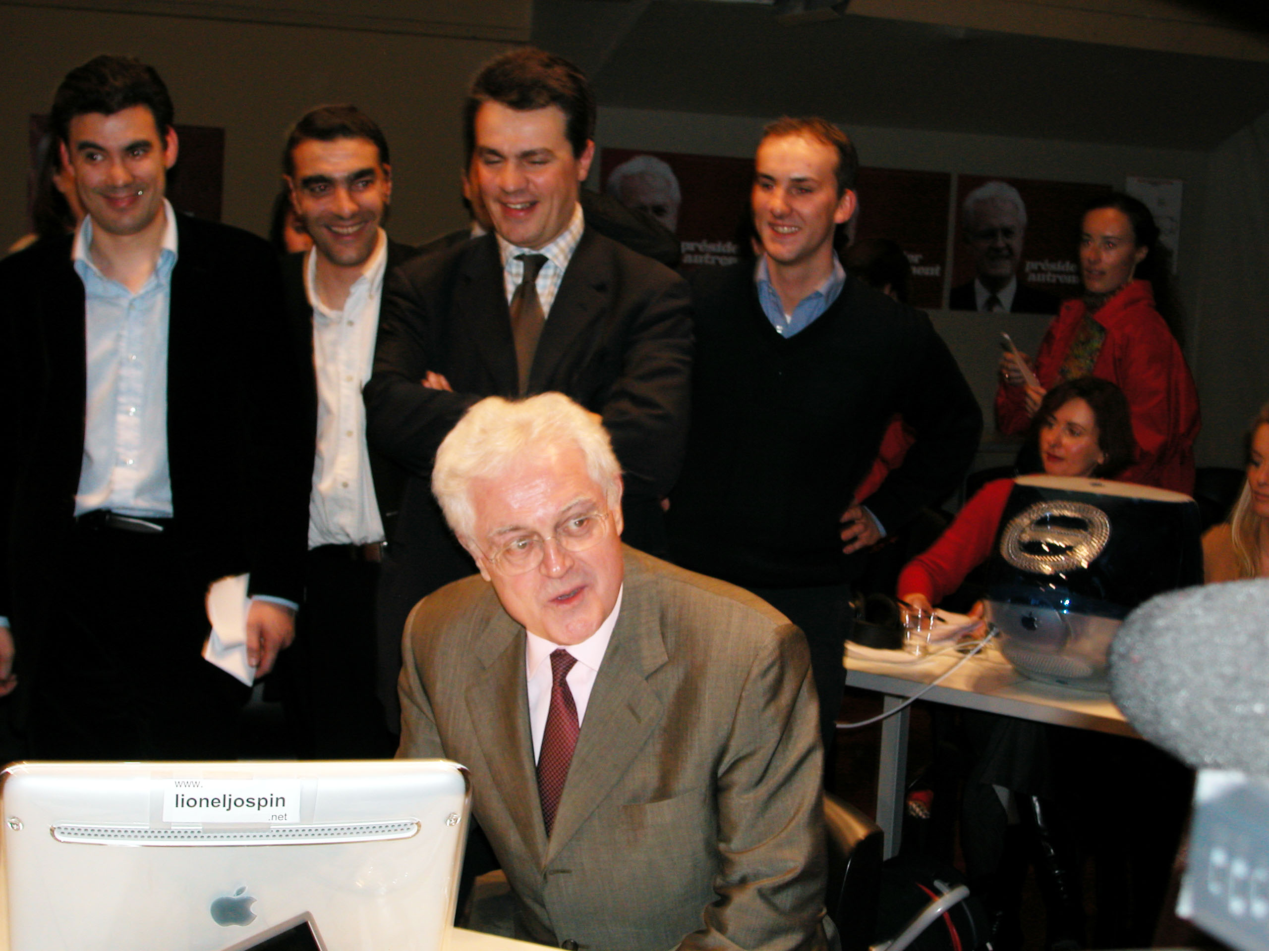 Canalchat partenaire du chat avec Lionel Jospin en 2002