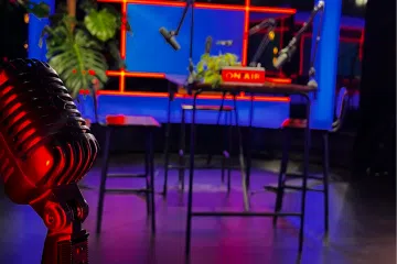 podcast live vidéo dans notre studio modulable